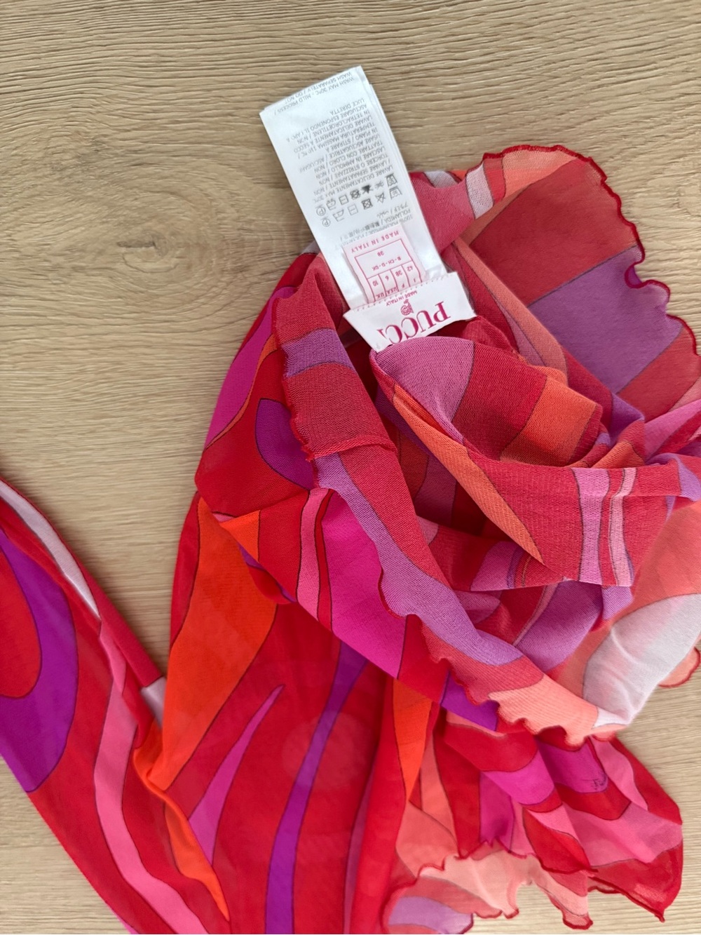 Emilio Pucci Pink Red Orange Swirl Bikini Set with Mesh Cover-Up and shorts - M - Picture 9 of 15